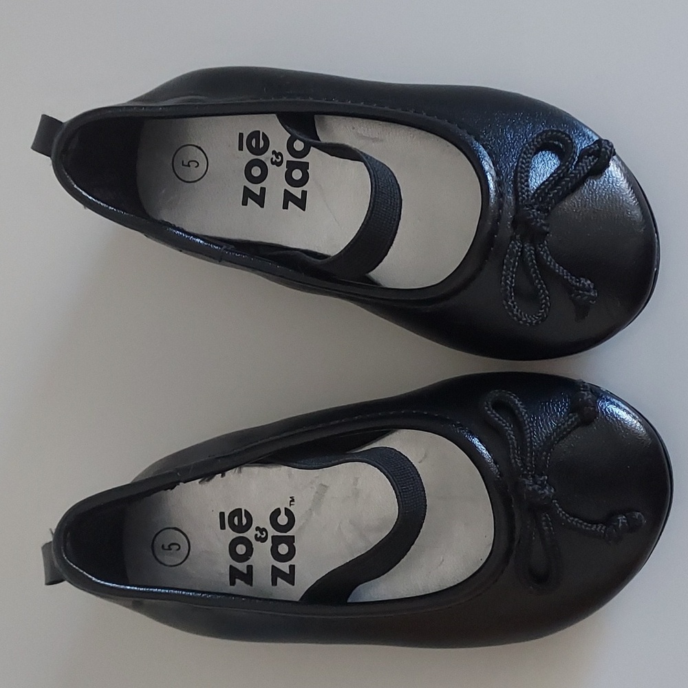 Nearly New Zoe & Zac Black MaryJanes Ballet Flats Mary Jane's Strap Bow Dressy